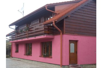 Slovakia Privát Pavčina Lehota, Exterior